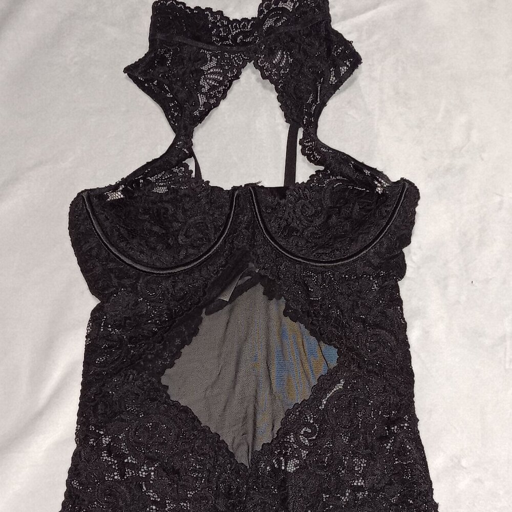 Frederick's of Hollywood Lingirie M